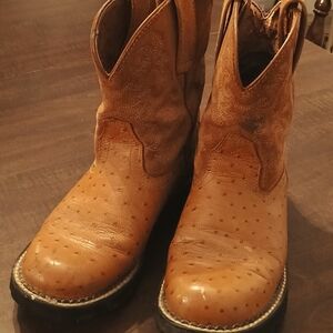 LAST CHANCE Ariat Ostrich Fatbaby Boots
